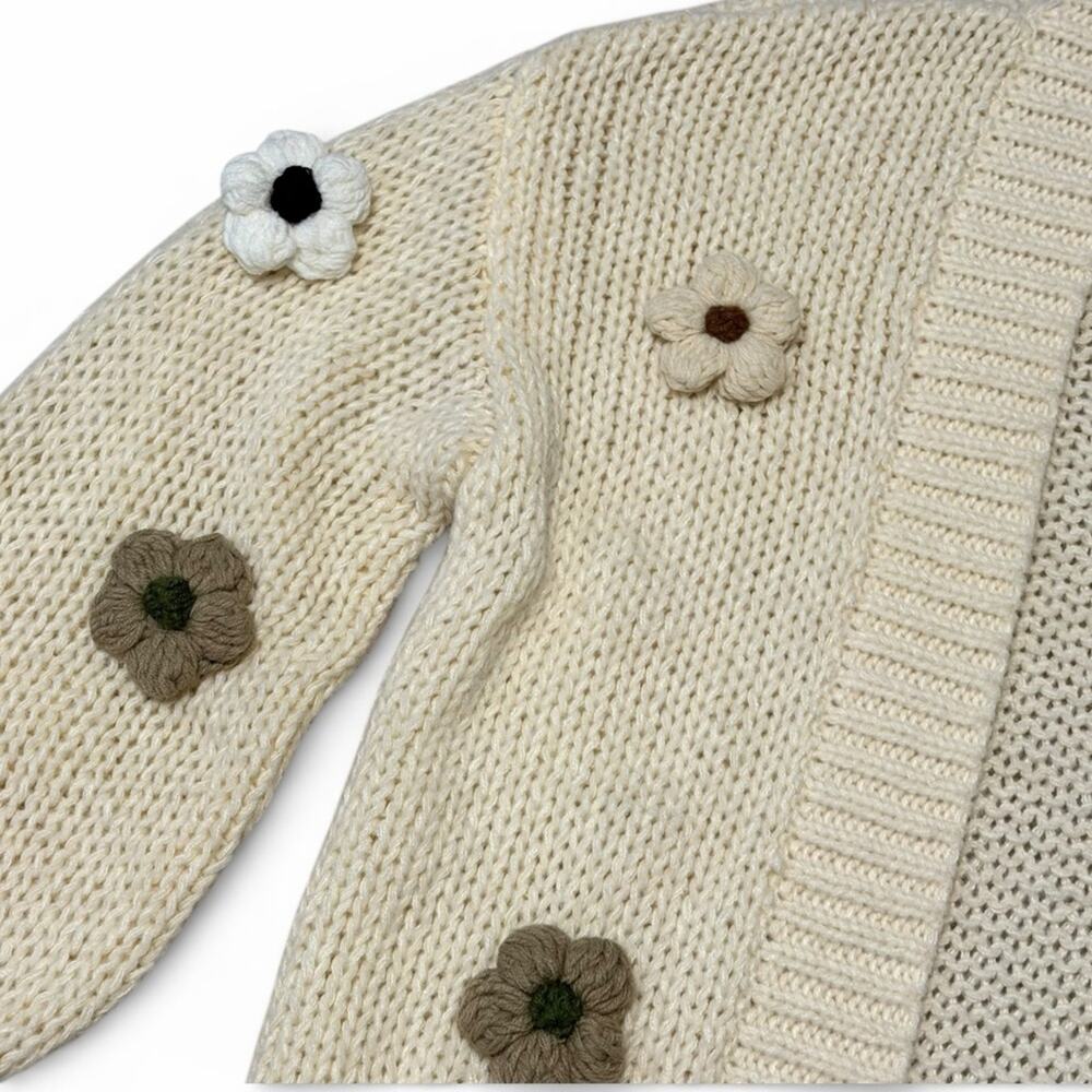 Anna & Ava 3D Flower Cardigan Sweater Chunky Knit Oversized Boho - Picture 7 of 14